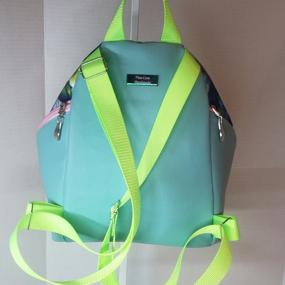 Handmade Mini Backpack - Picture 3 of 11